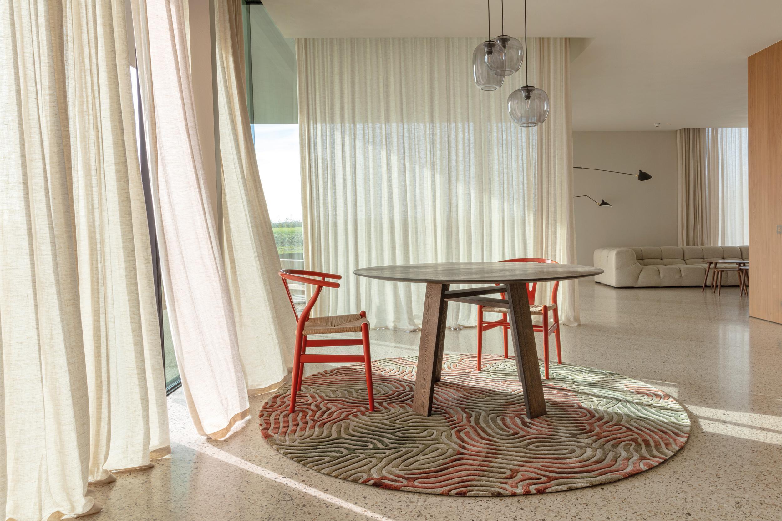 Wohnzimmer Teppich Parallel Brain Chili Moss aus 100% Meerseide, in der Farbe Chili Moss | Homerugs - Draufsicht