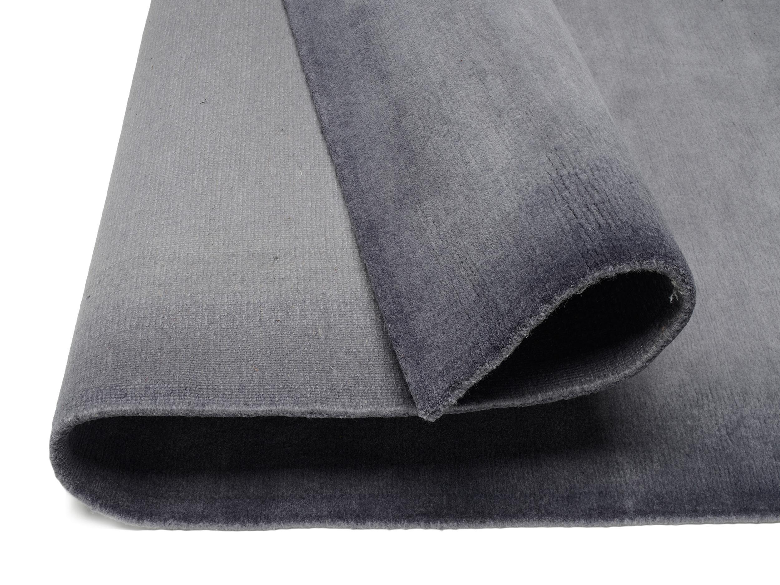 Schlafzimmer Teppich Phokara Melange Grau aus 100% Schurwolle, in der Farbe Grau | Homerugs - Draufsicht