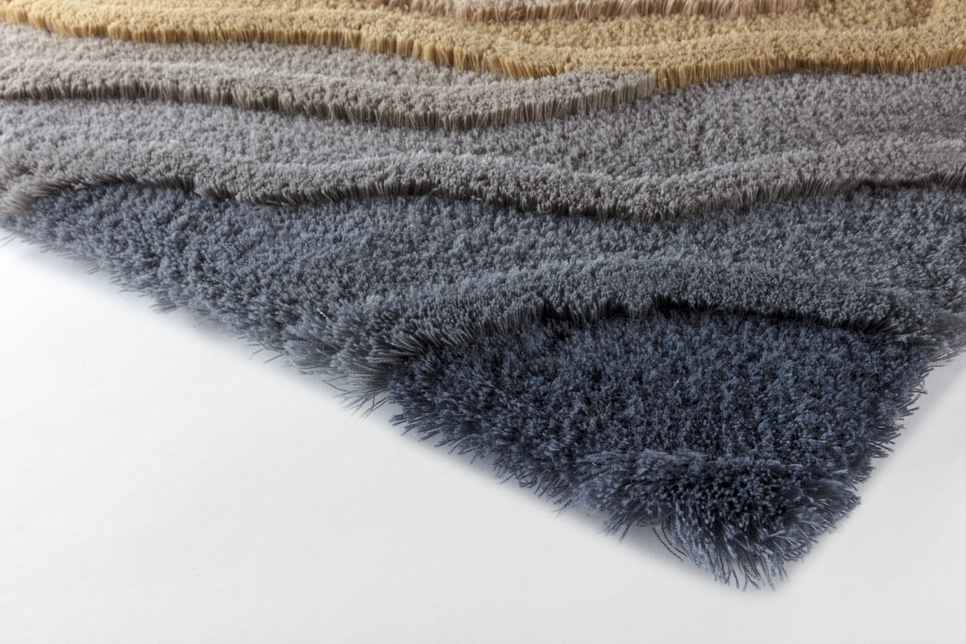 Limited Edition Designer-Teppich Allegro High Neutral Gold | Homerugs - Dein TEPPICH-Onlineshop | Mood view