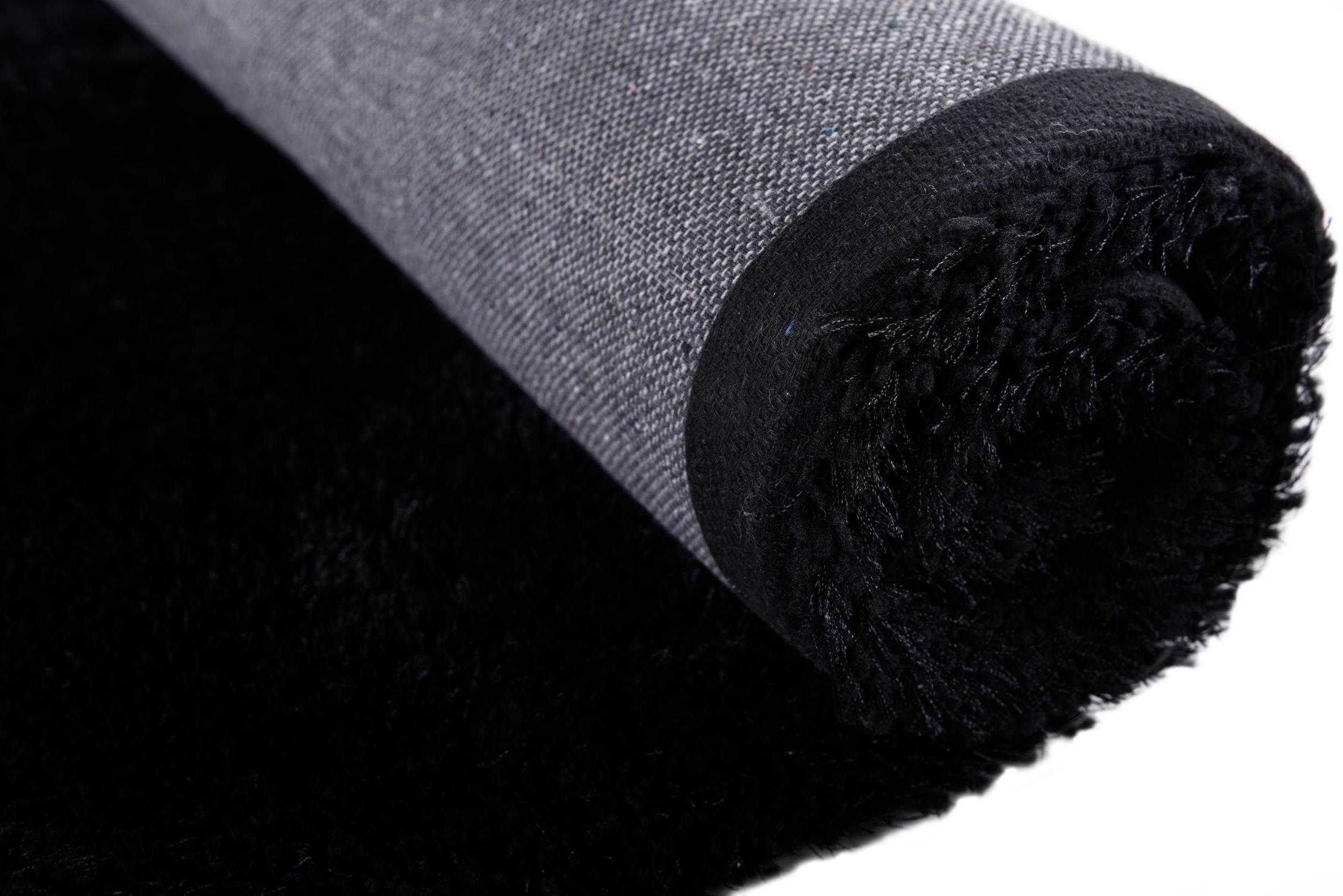 Wohnzimmer Teppich Soft Uni 603 Black aus 100% Polypropylen, in der Farbe Black | Homerugs - Detailsicht (4)