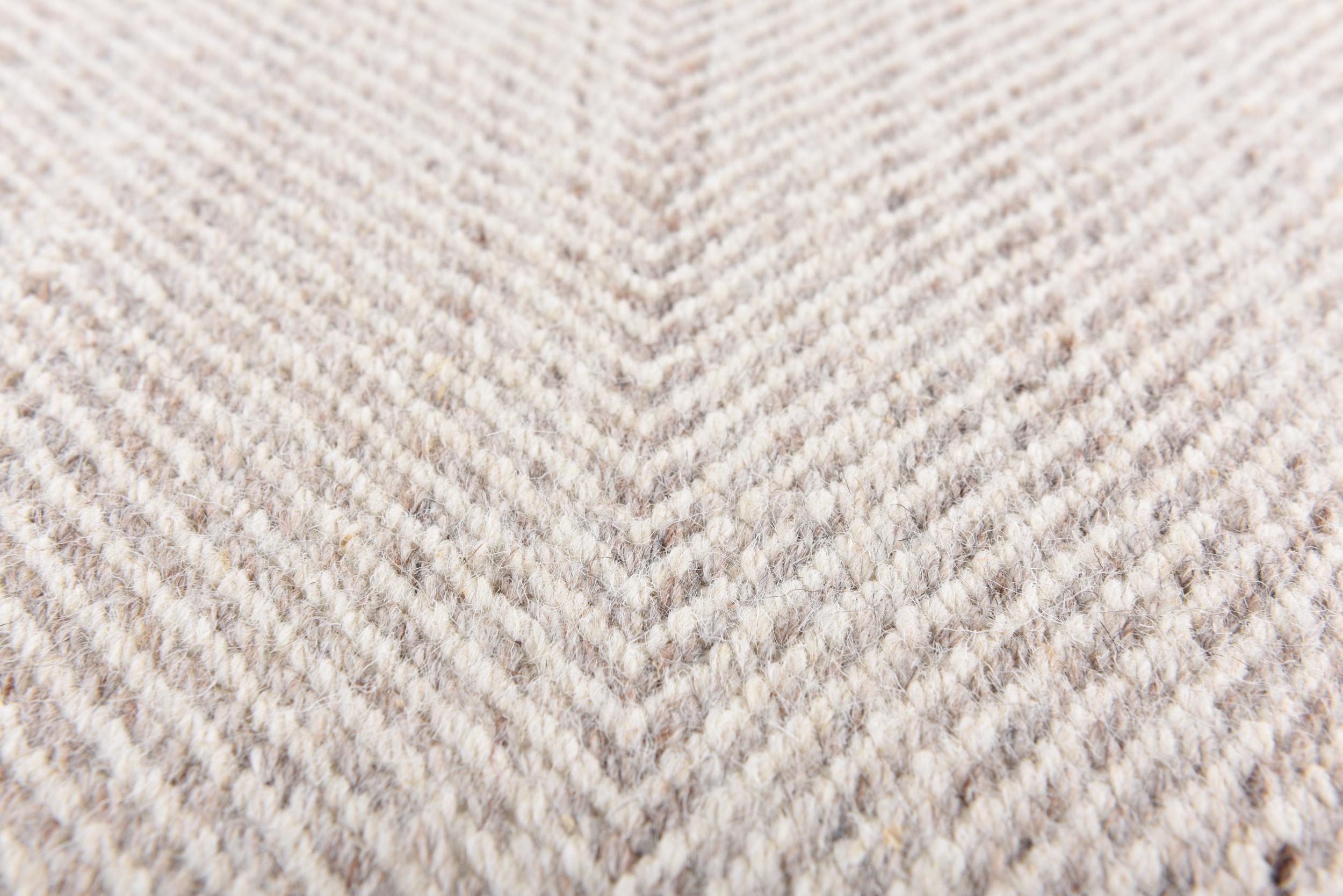 Schlafzimmer Teppich Molde 14003 121 Natural/Grey aus 100% Schurwolle, in der Farbe Natural/Grey | Homerugs - Detailsicht (3)