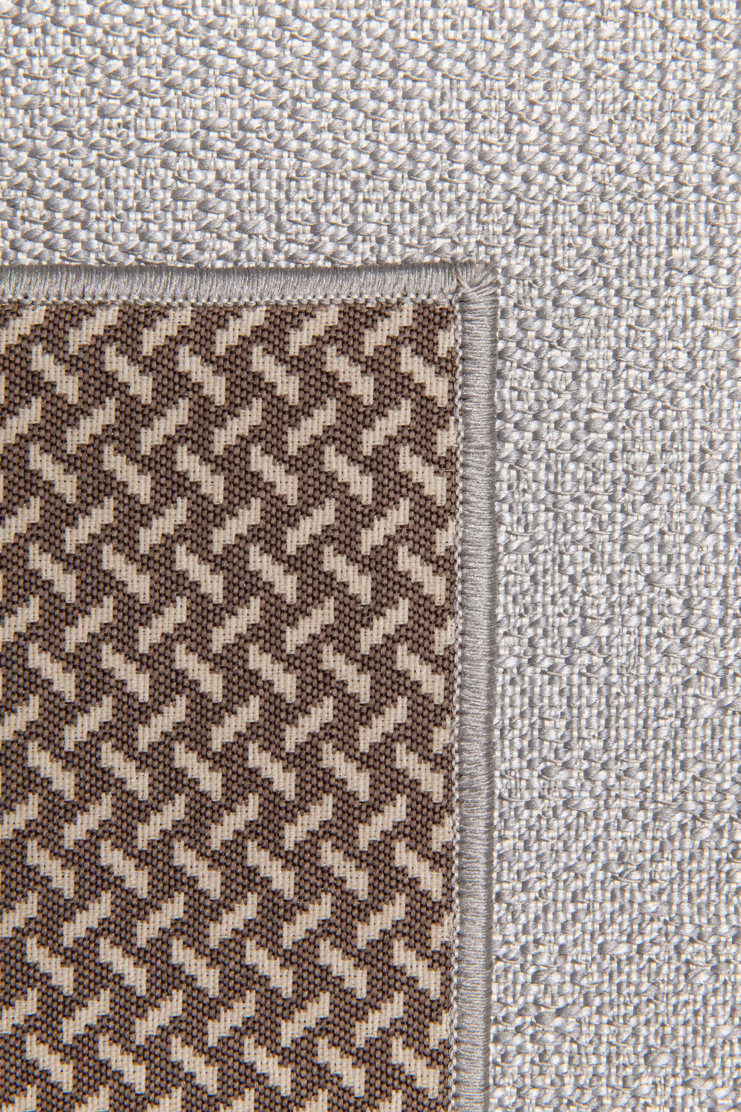 Ligne Pure Moderner Teppich Relax Silver | Homerugs - Dein TEPPICH-Onlineshop | Mood view