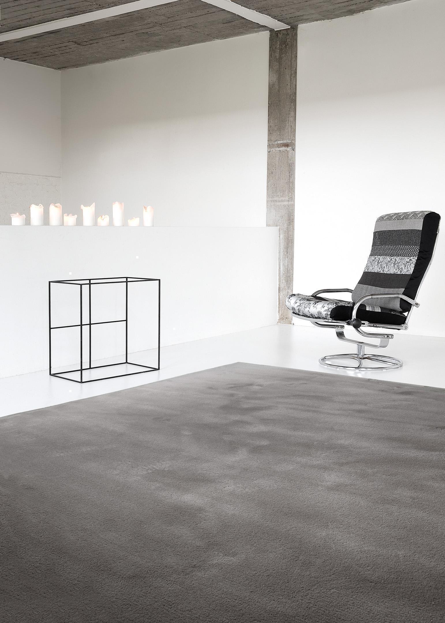 Wohnzimmer Teppich Queensilk Medium Gunmetal aus 50% Wolle, 50% Seide, in der Farbe Gunmetal | Homerugs - Draufsicht