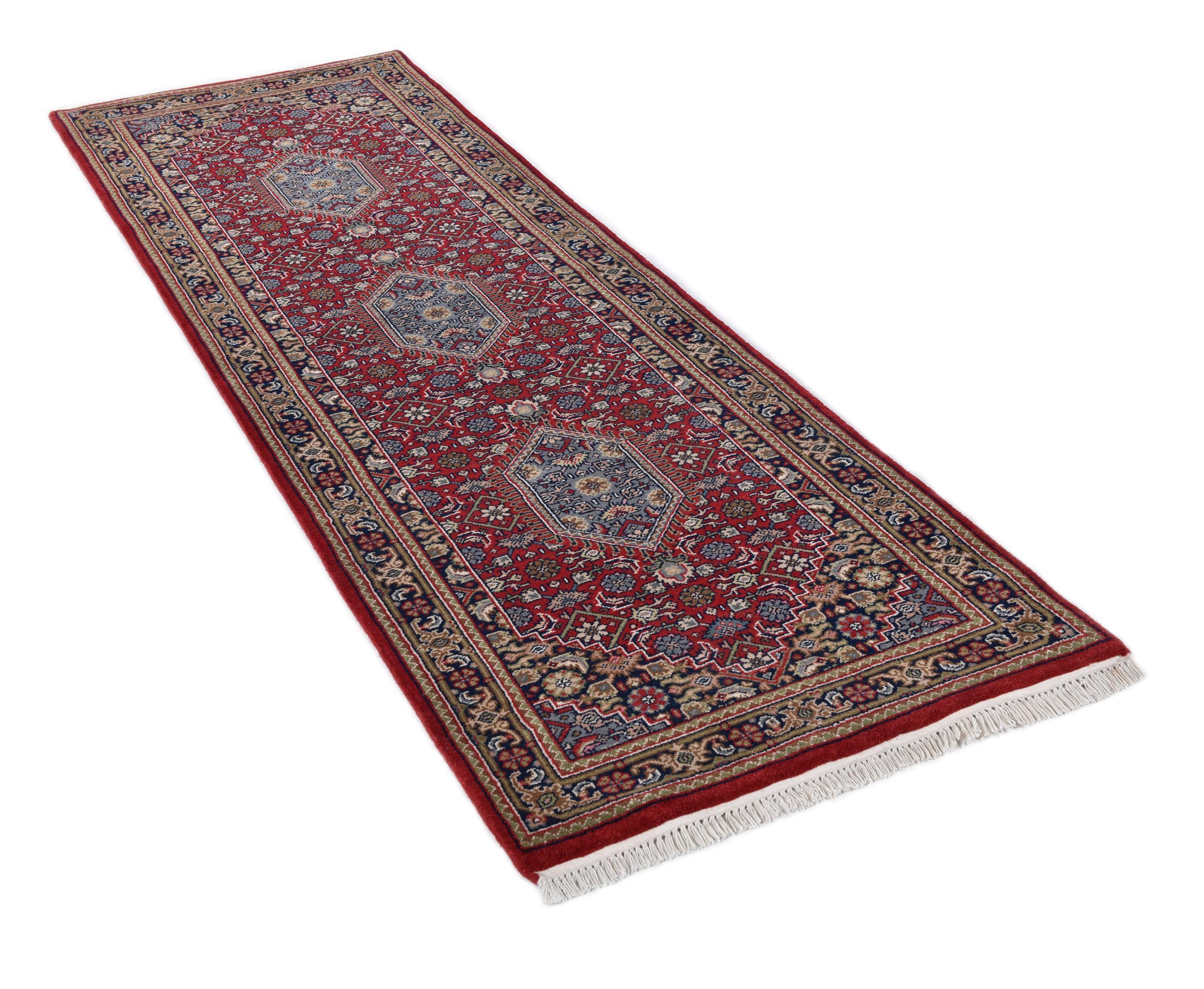 Bedroom rug Benares Bidjar 9 200 Red, machine-made, in colour Red | Homerugs - Room View