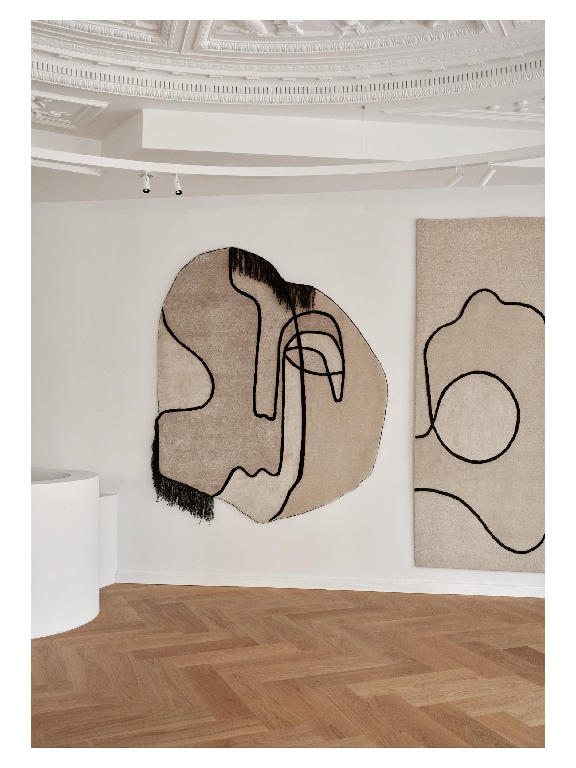 Schlafzimmer Teppich Slanted Self Beige aus 85% ungefärbte NZ Wolle, 15% ungefärbte Jute, in der Farbe Beige | Homerugs - Raumansicht