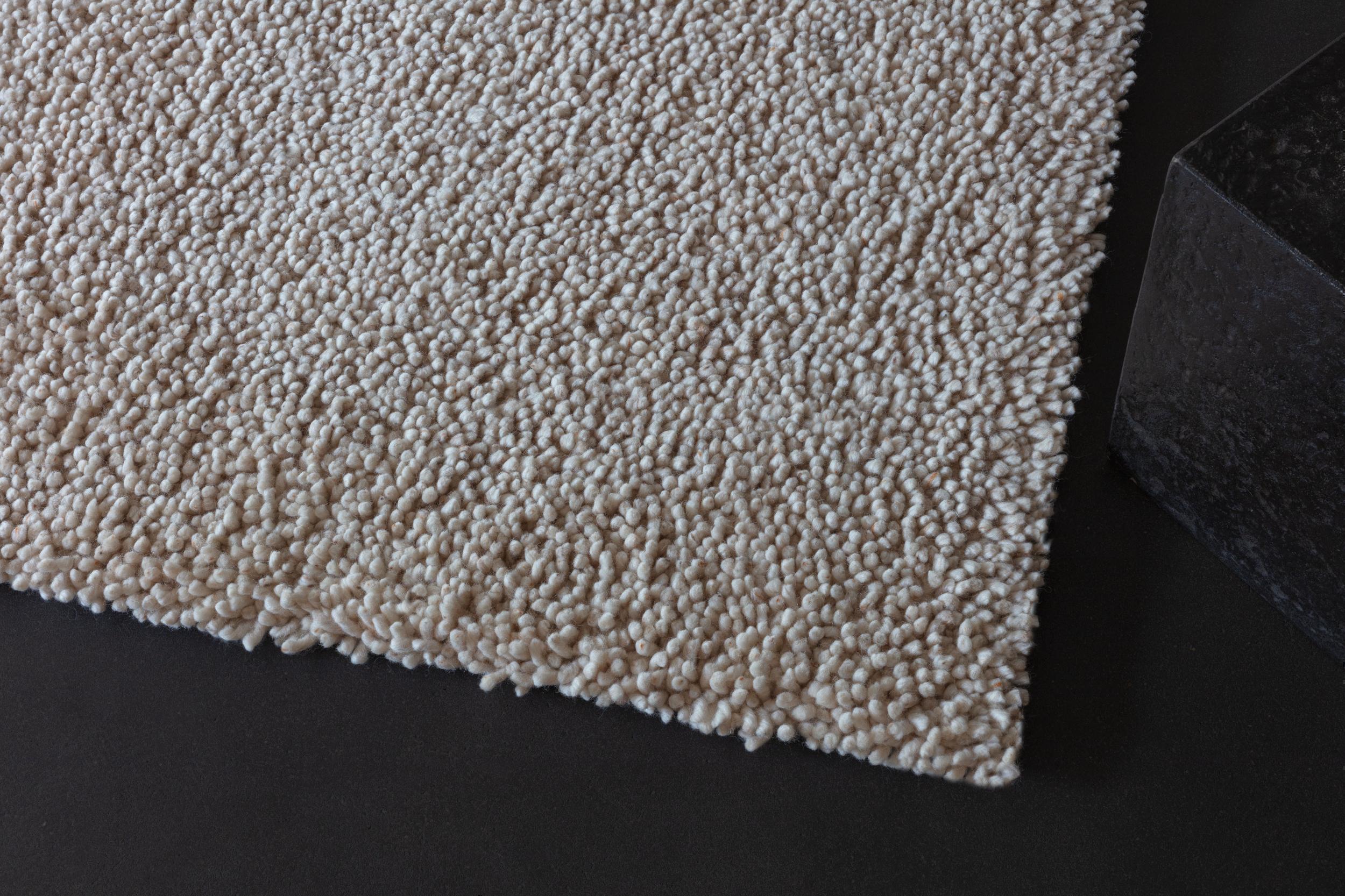 Wohnzimmer Teppich Bongo Pearled Ivory aus 100% Wolle, in der Farbe Pearled Ivory | Homerugs - Detailsicht (4)