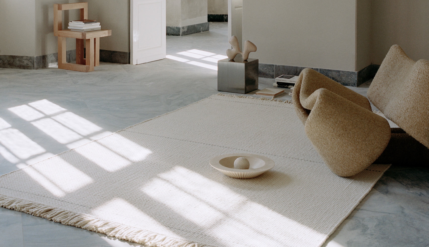 Teppich in stylischem Wohnzimmer