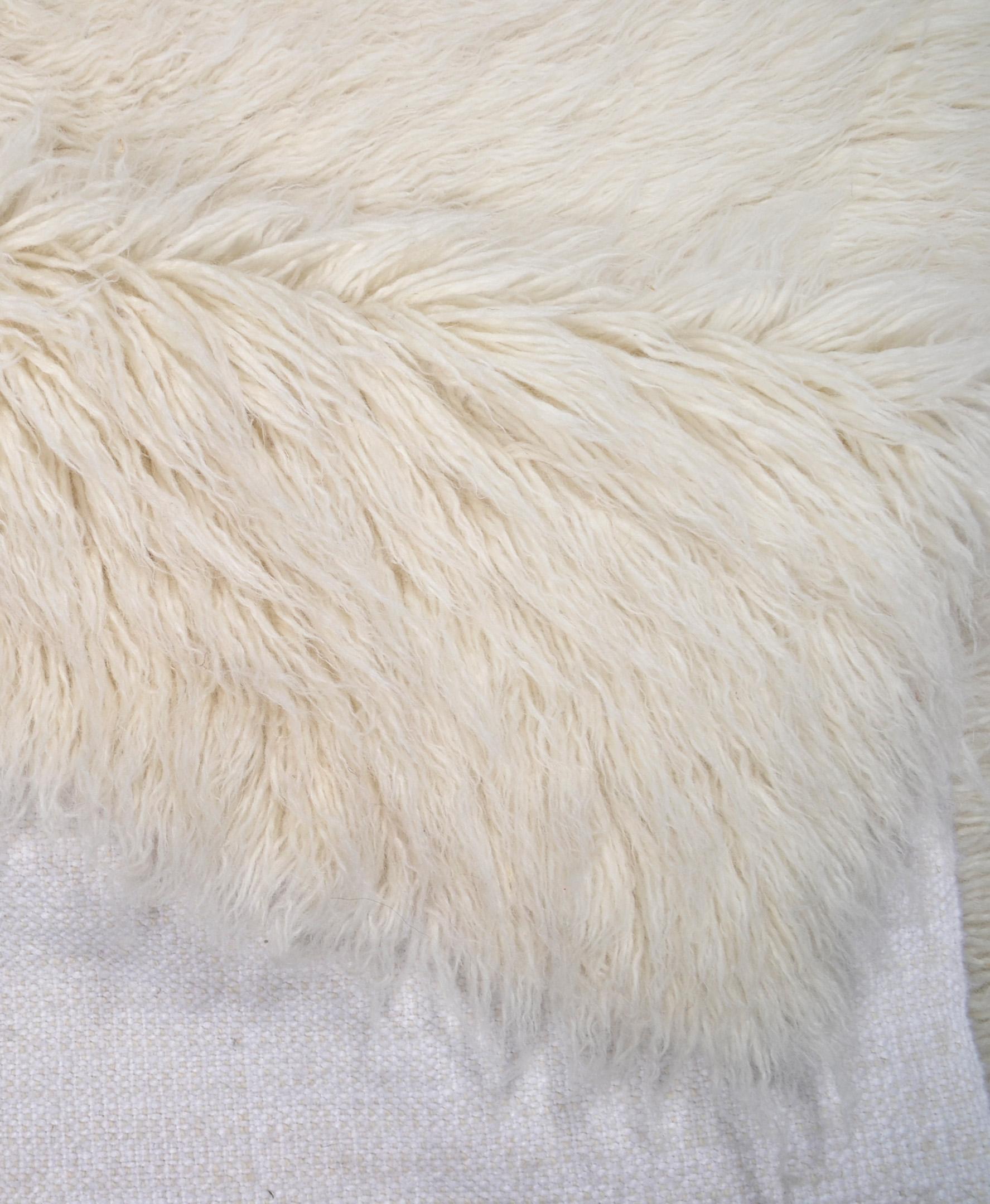 Schlafzimmer Teppich Flokos 2450 Uni 100 Natural aus 100% Schurwolle, in der Farbe Natural | Homerugs - Detailsicht (6)