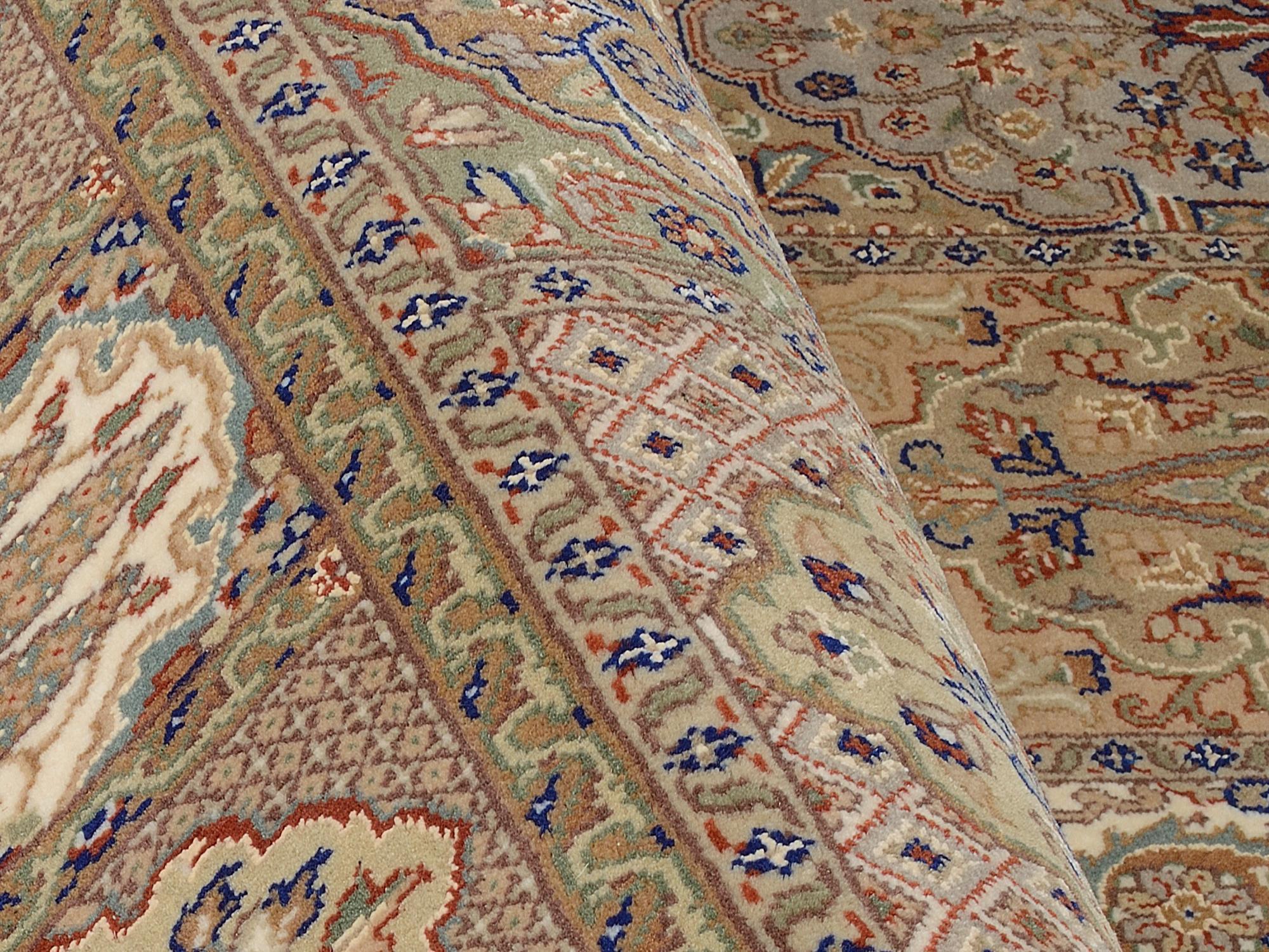 Flur / Korridor Teppich Baleschwar Felder Creme-Creme aus 97% Schurwolle, 3% Seide, in der Farbe Creme-Creme | Homerugs - Detailsicht (4)