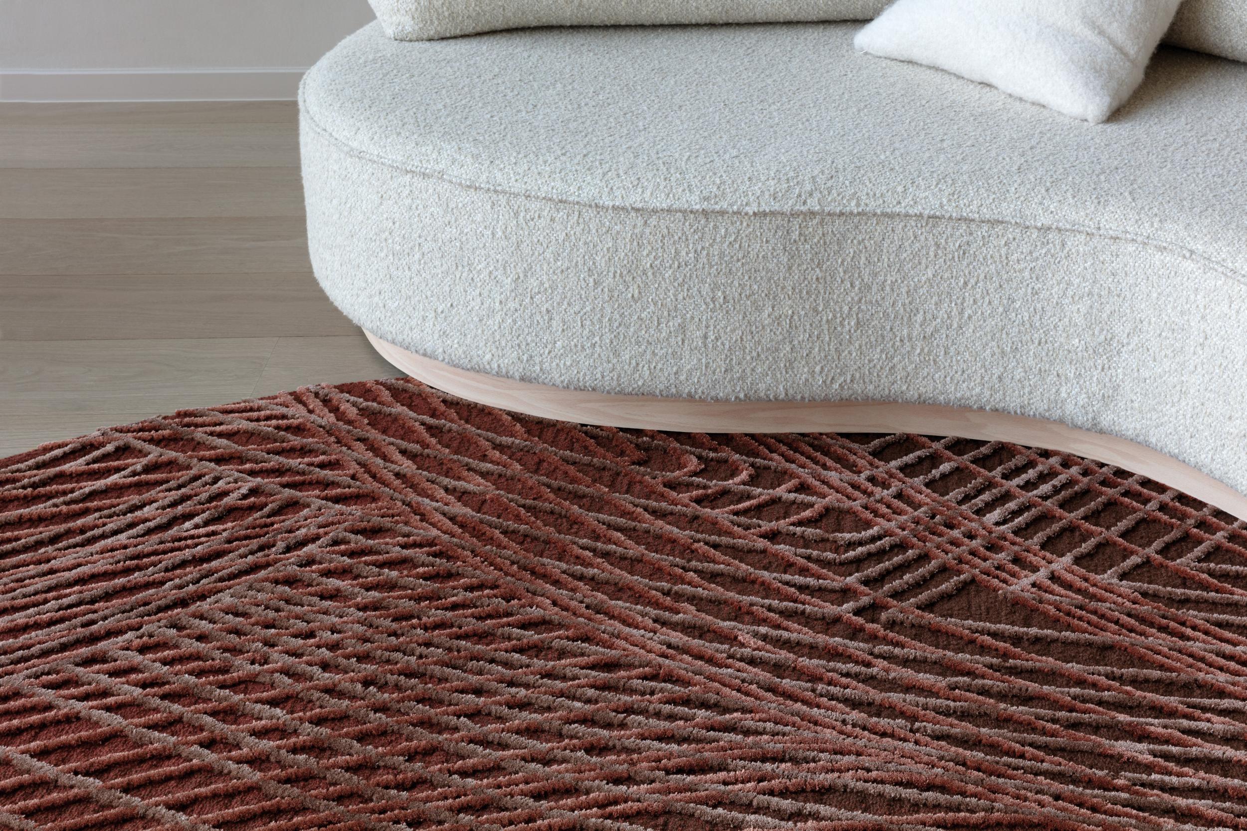 Living room rug Spiro Auburn Brown, 89% Wool, 11% Silk, in colour Auburn Brown | Homerugs - Detail View (3)