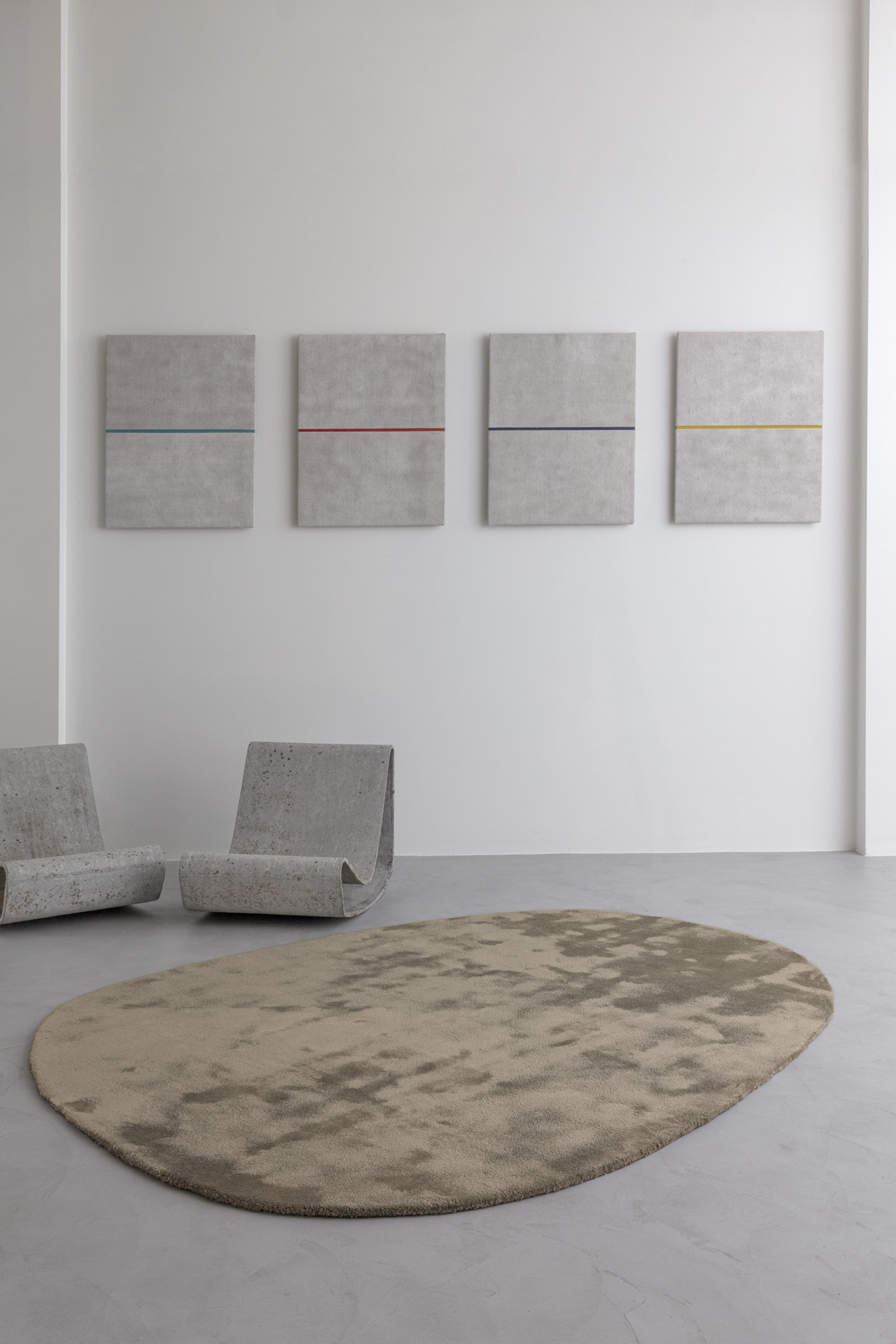 Limited Edition Einfarbiger Teppich Astral Wood Ash | Homerugs - Dein TEPPICH-Onlineshop | Mood view