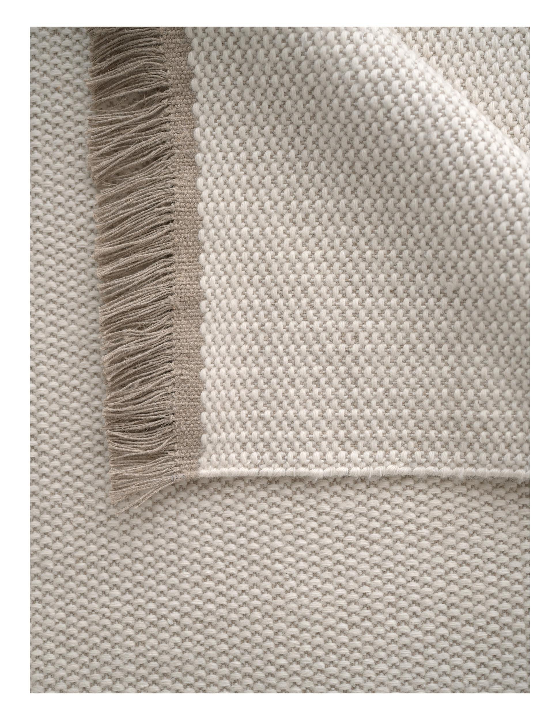 Wohnzimmer Teppich Pastoral Unity Grey aus 100% PET, in der Farbe Grey | Homerugs - Detailsicht (3)