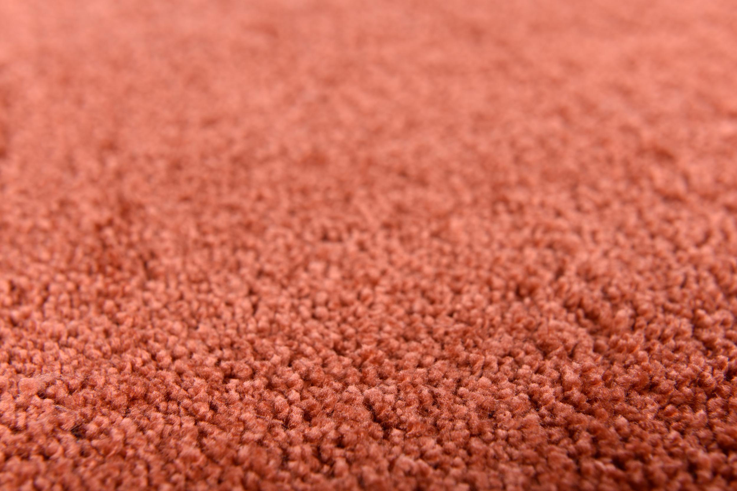 Wohnzimmer Teppich Cozy Uni 440 Rust aus 100% Polyester, in der Farbe Rust | Homerugs - Detailsicht (7)