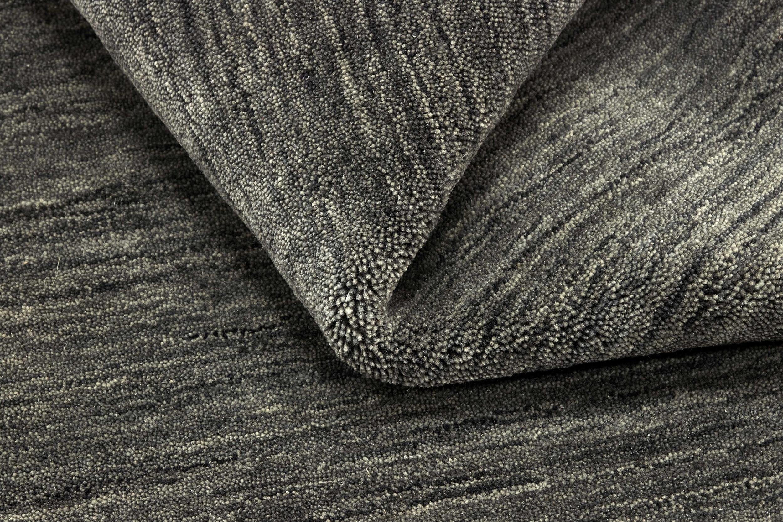 Teppich Panorama Uni HLC200126, Dark Grey aus Wolle, in Farbe/n Grau | Homerugs - Detailsicht (5)