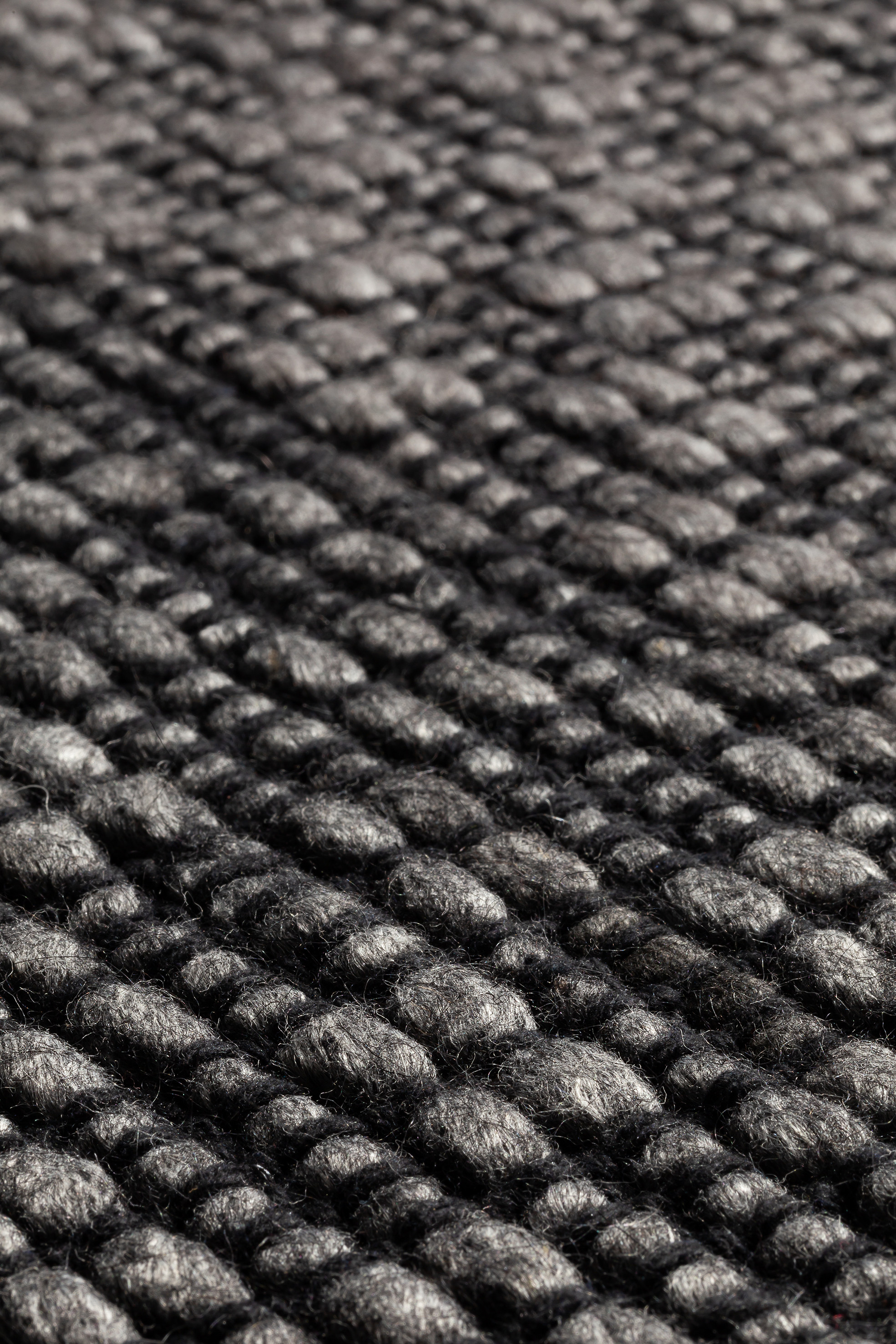 Ligne Pure Einfarbiger Teppich Rhythm Graphite | Homerugs - Dein TEPPICH-Onlineshop | Mood view