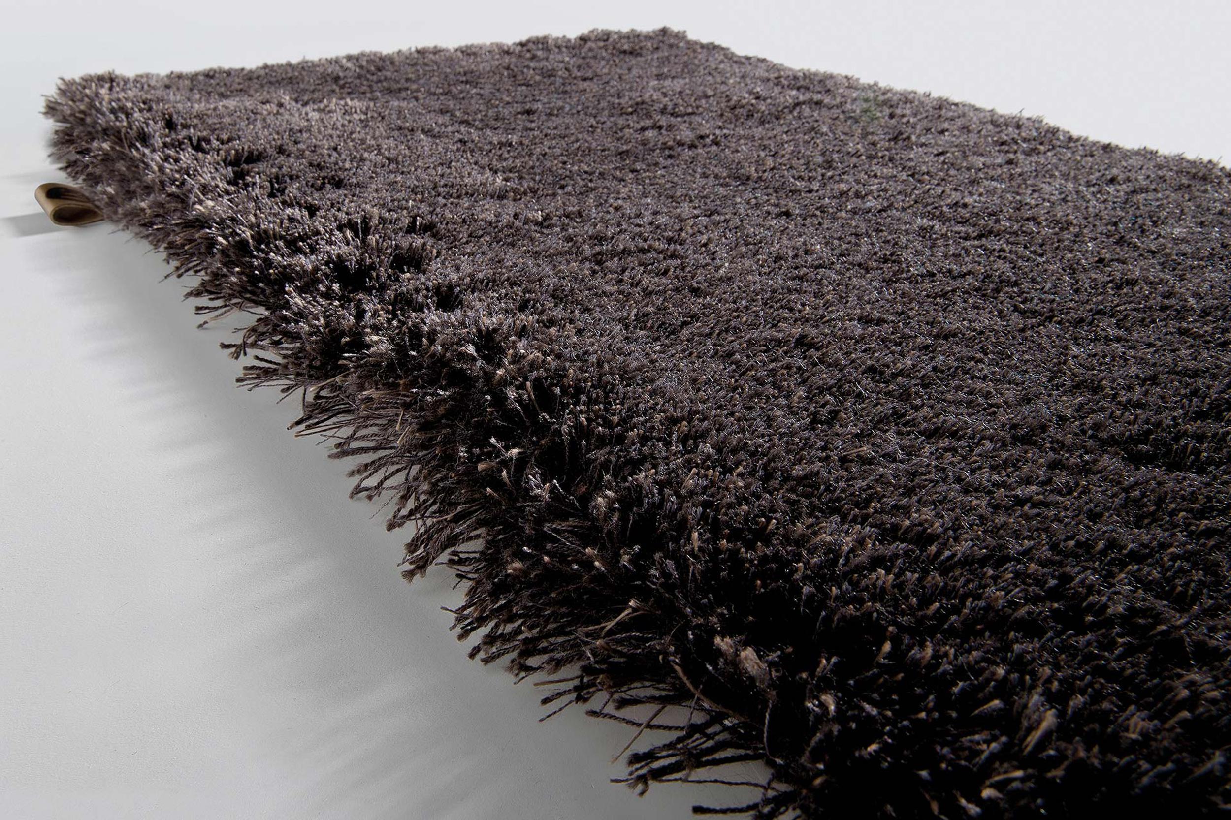 Wohnzimmer Teppich Splendid High Dark Shadow aus 21% Wolle, 21% Seide, 37% Leinen, 8% Mohair, 7% Baumwolle, 6% Viskose, in der Farbe Dark Shadow | Homerugs - Raumansicht