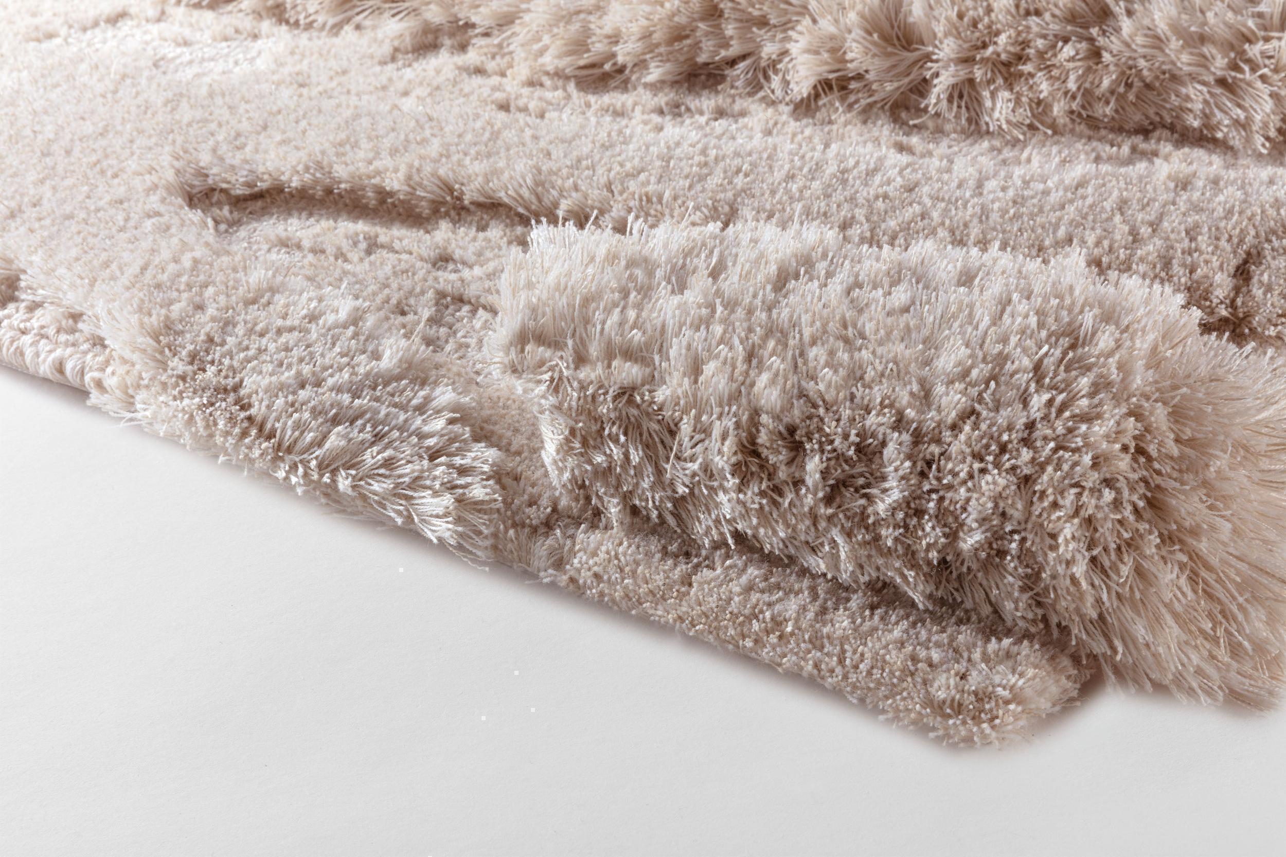 Schlafzimmer Teppich Cosmic Costa Alabaster aus 56,4% Wolle, 25% Tencel, 18,6% Leinen, in der Farbe Alabaster | Homerugs - Detailsicht (3)