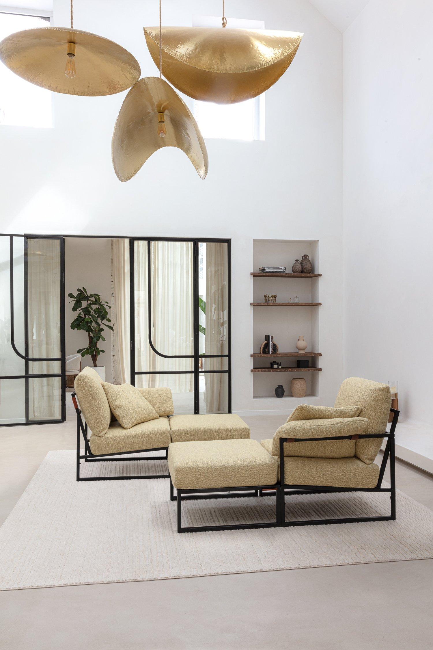 Bedroom rug Dunas Beige, 90-100% Wool, in colour Beige | Homerugs - Room View