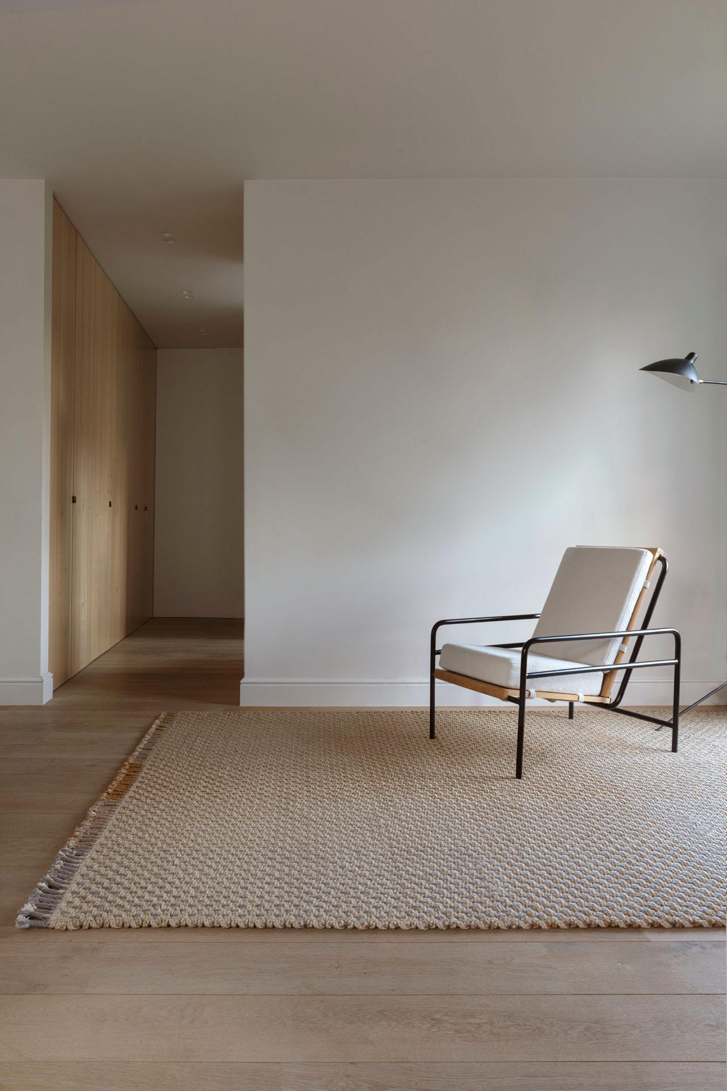 Schlafzimmer Teppich Dakar Zink Gold aus 76% Wolle - 24% Sisal, in der Farbe Zink Gold | Homerugs - Detailsicht (3)