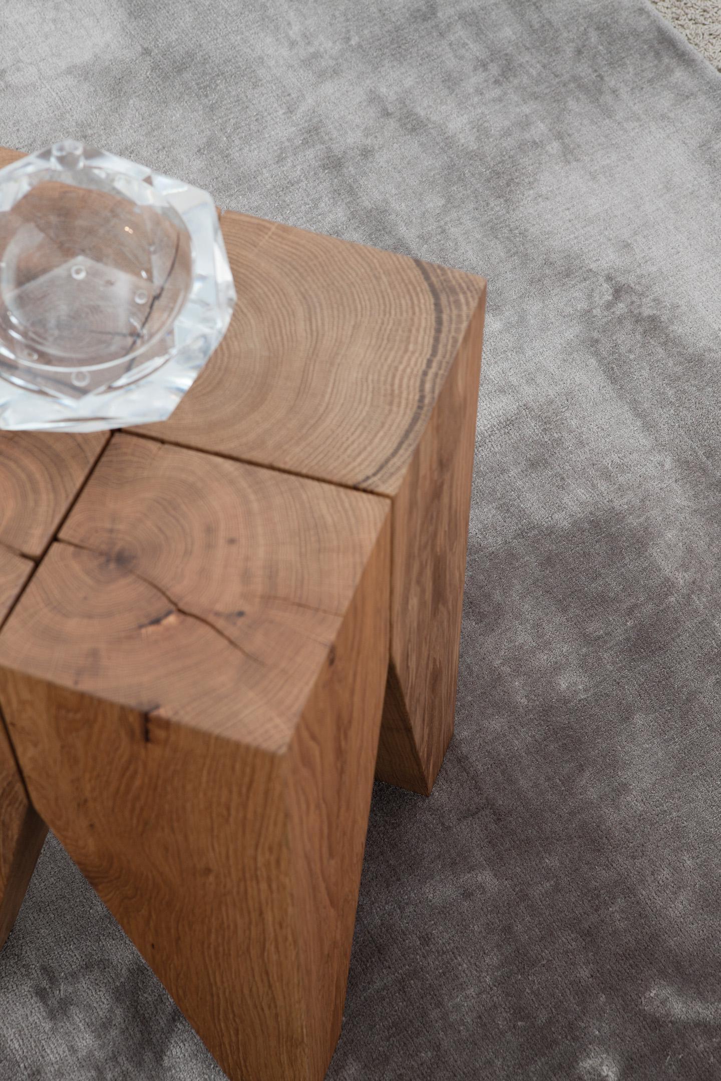 Wohnzimmer Teppich Club New Quicksilver aus 100% Viskose, in der Farbe New Quicksilver | Homerugs - Raumansicht