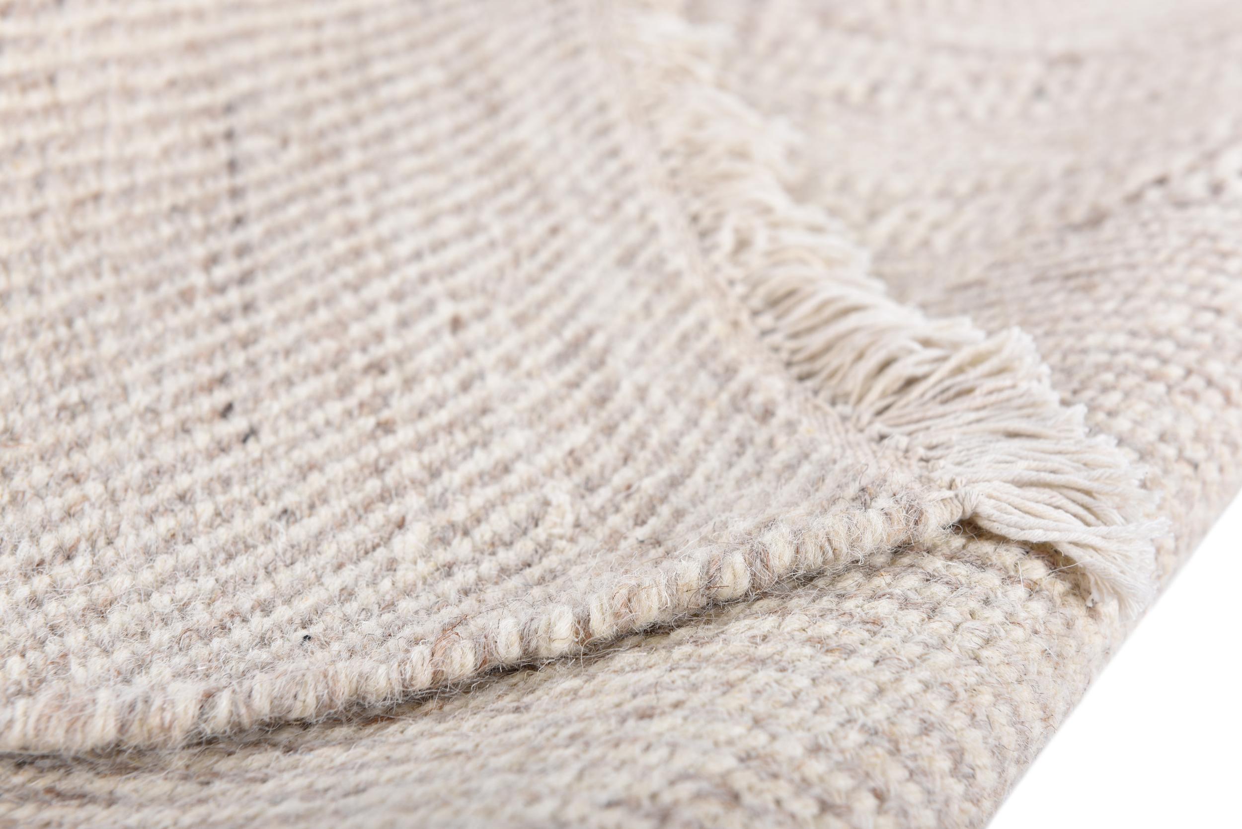 Schlafzimmer Teppich Molde 14003 121 Natural/Grey aus 100% Schurwolle, in der Farbe Natural/Grey | Homerugs - Raumansicht
