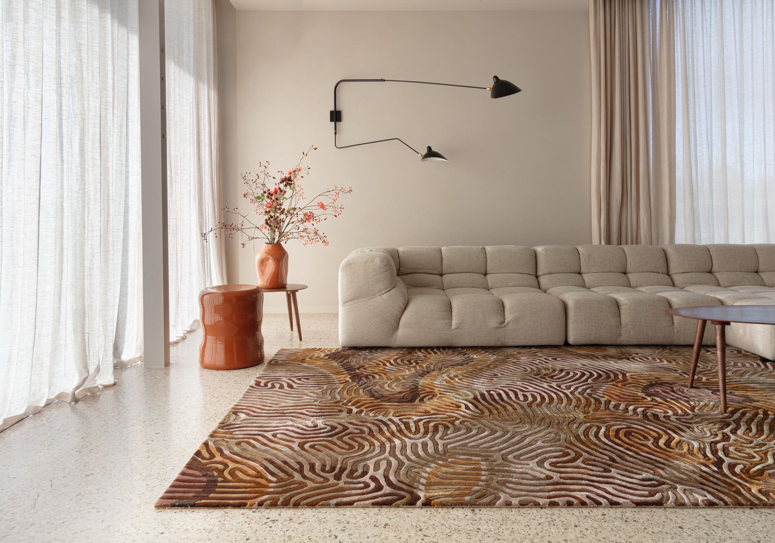 Wohnzimmer Teppich Parallel Brain Golden aus 100% Meerseide, in der Farbe Golden | Homerugs - Detailsicht (4)